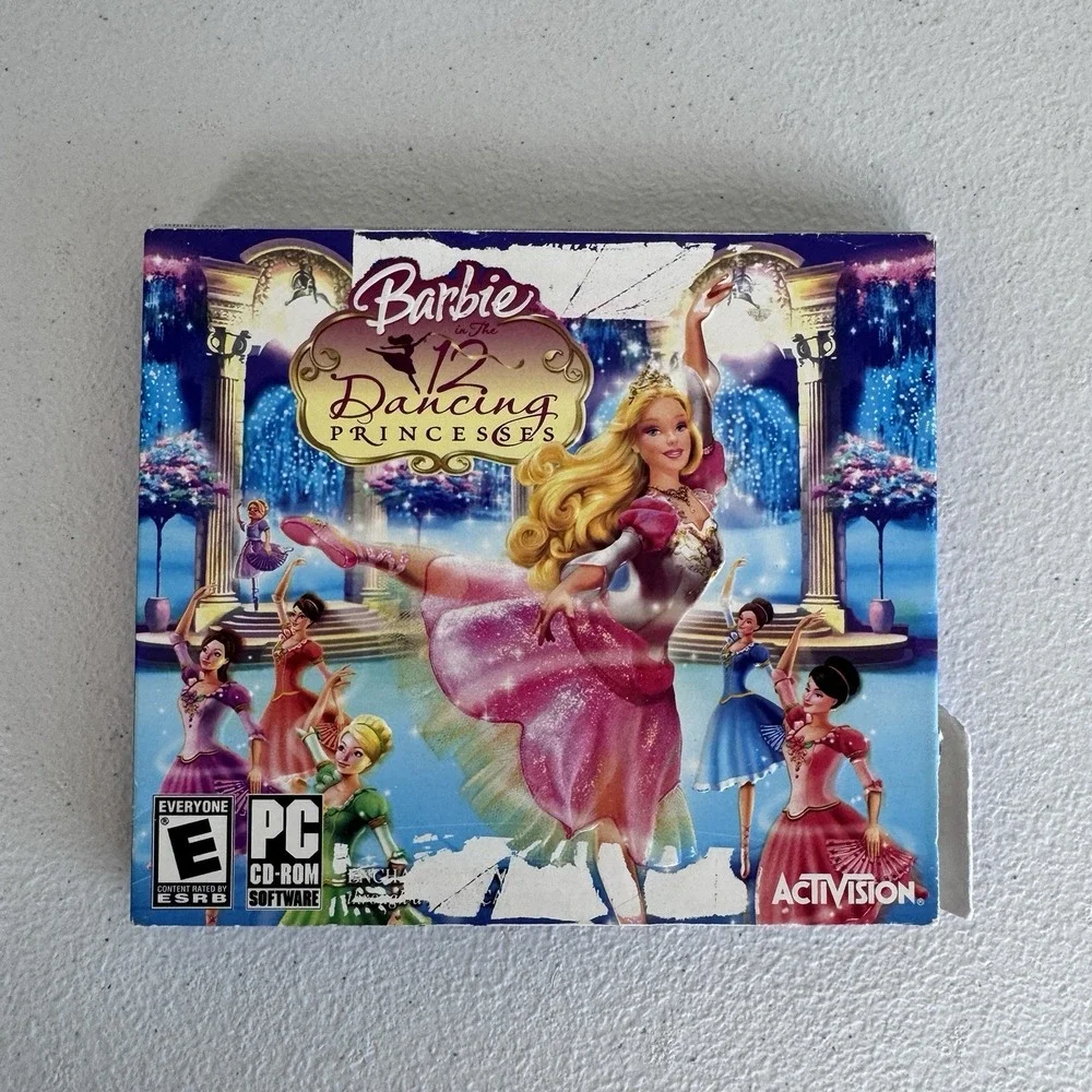 Barbie 12 Dancing Princesses PC Activision Video Game CD Rom Vintage 2004